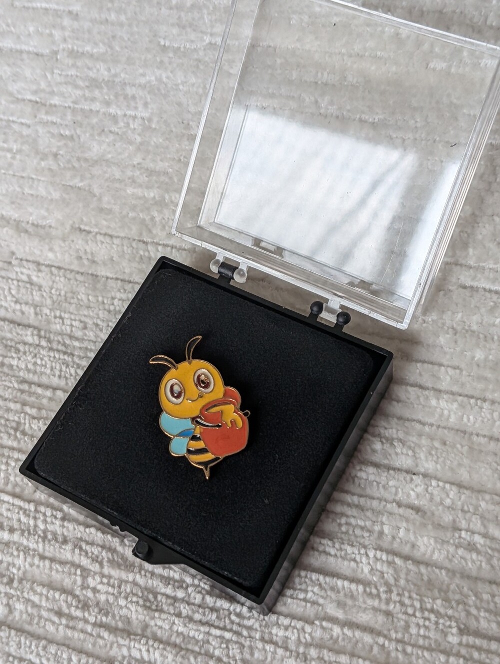Bumblebee Honeypot Enamel Metal Pin - Yellow & Orange With Case